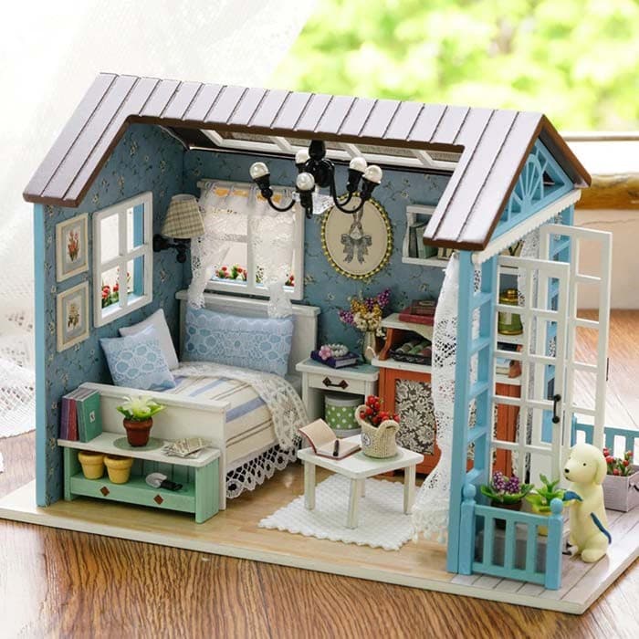 DIY Dollhouse Ideas + Materials & Plans