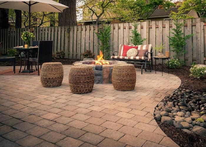 Backyard Landscaping Ideas, Simple & on Budget