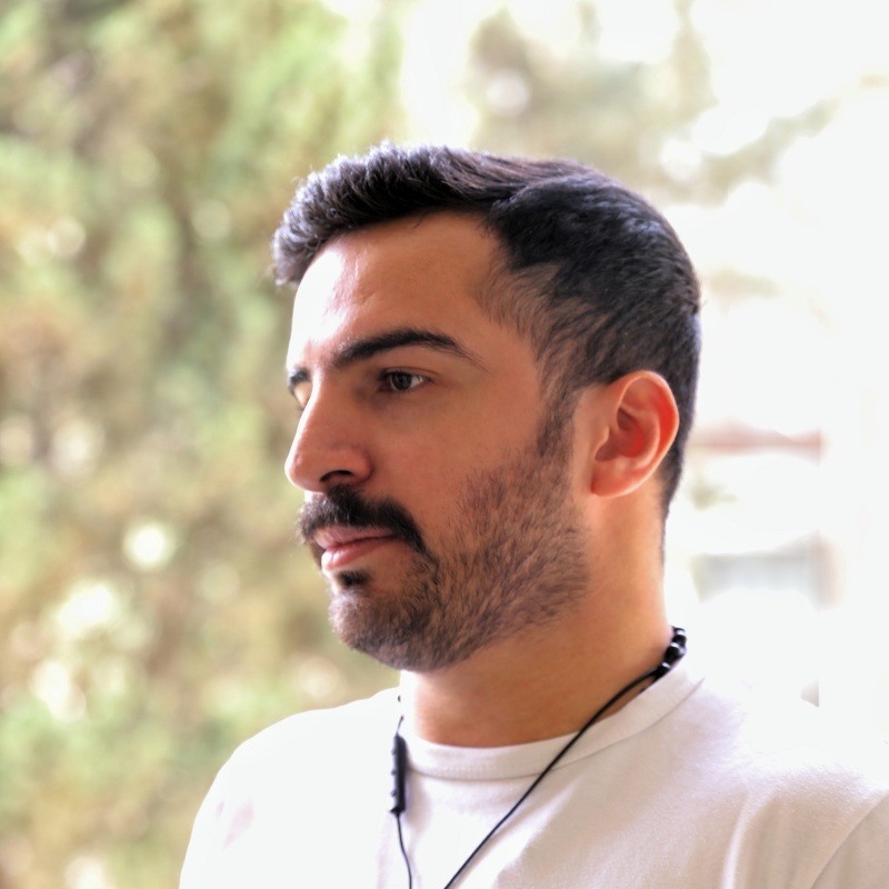 Mah Sadegh, Writer at Houmse