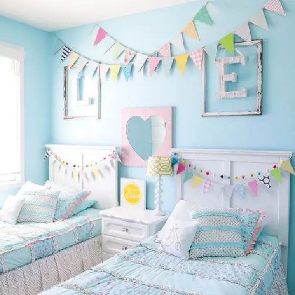 Turquoise girl's room colors