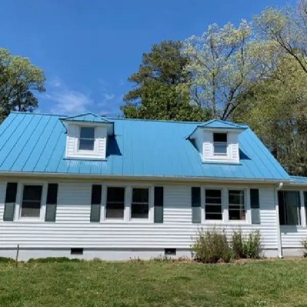 Subtle Blue Tint roof color