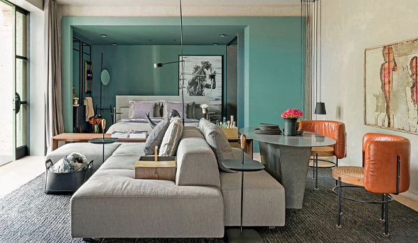 matching furniture color with wall color in rooms with different sizes