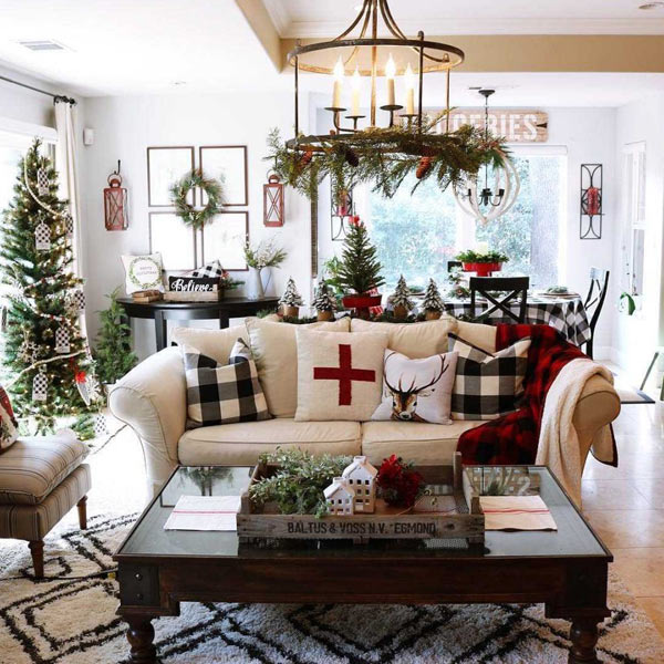 farmhouse Christmas decor for living room