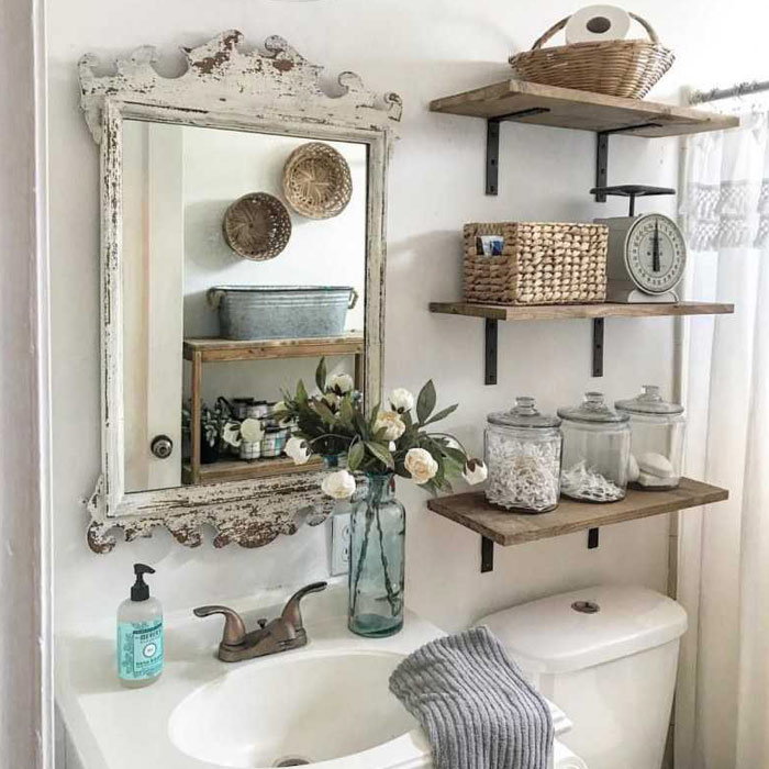 DIY bathroom shelves