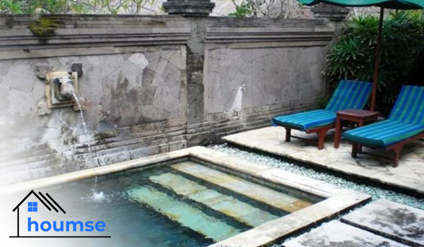 plunge pool with architectural elements